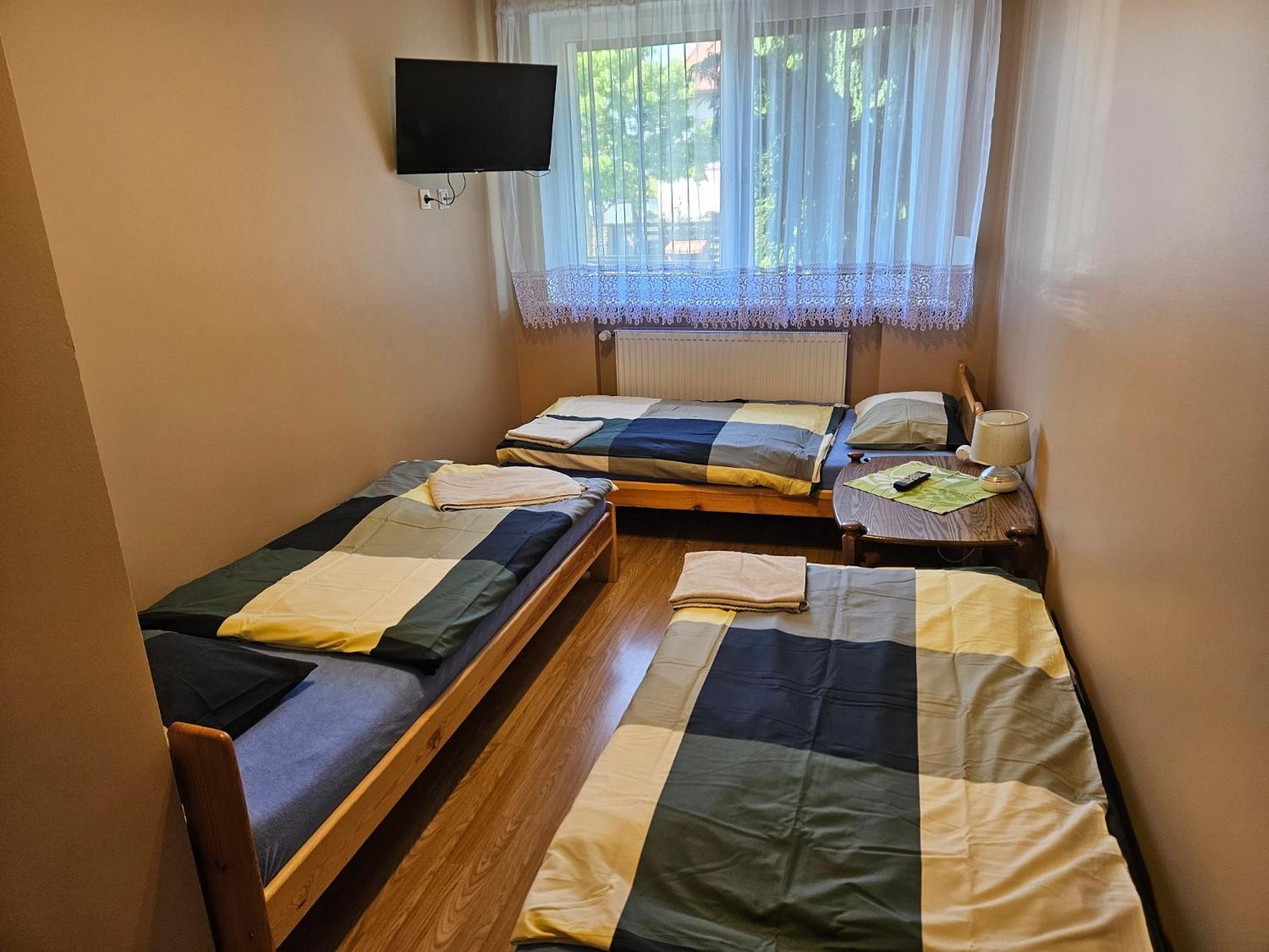 Taniespanie Rokietnica Rokietnica  Exterior foto